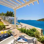 Villa Sine Sevid